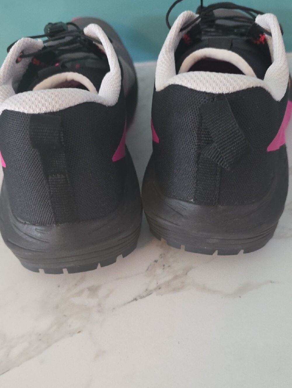 Salomon Women’s Gray and Hot Pink Trail Running Shoes - Picture 8 of 9